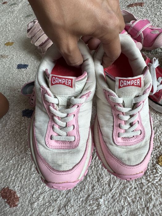 Обувки и пантофи 26,27,28 номер biomecancs, skechers, next, camper
