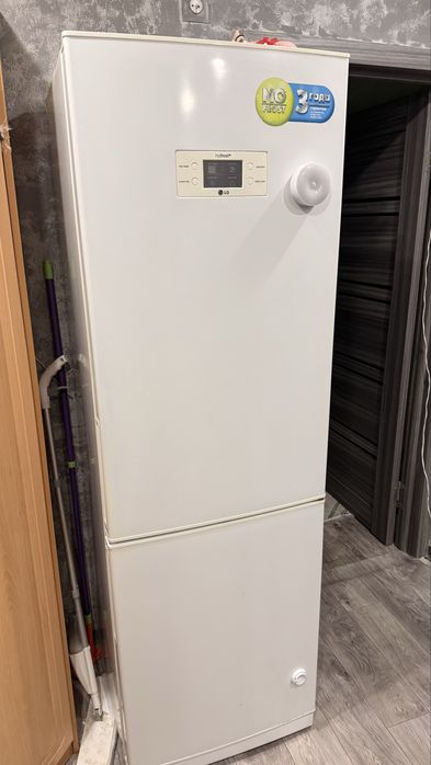 Продам холодильник