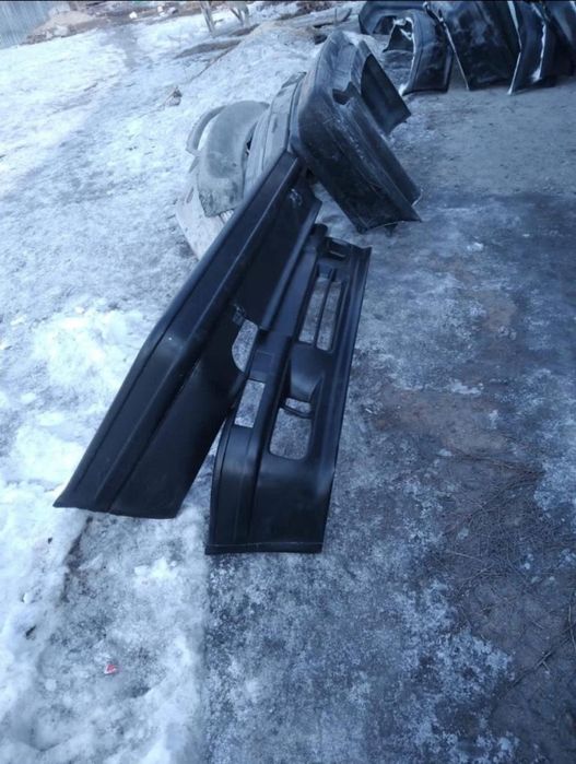 Бампер Пороги БМВ е30 Стеклопластик