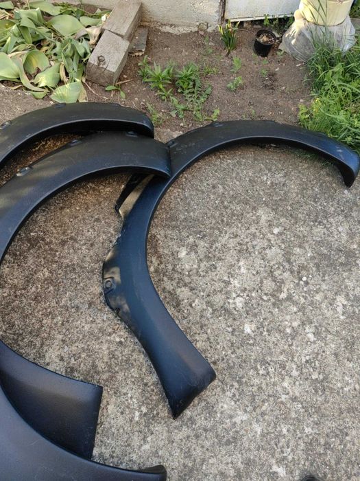 Раширители раздувки за калници за Нисан Навараd40