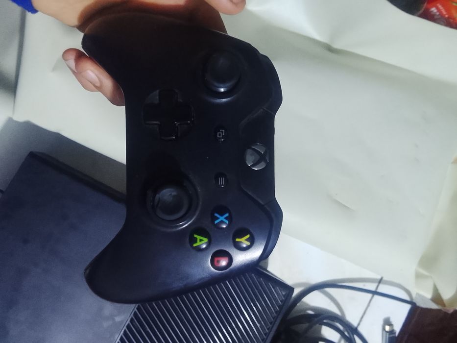 Xbox one folosit în stare ok de funcționare