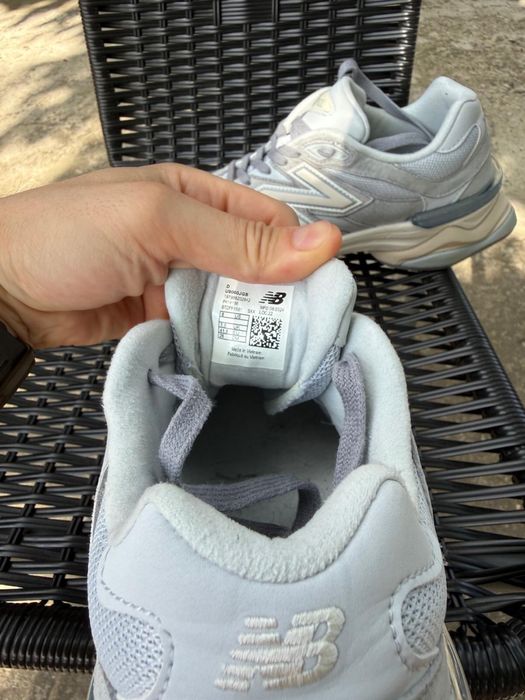 New Balance 9060