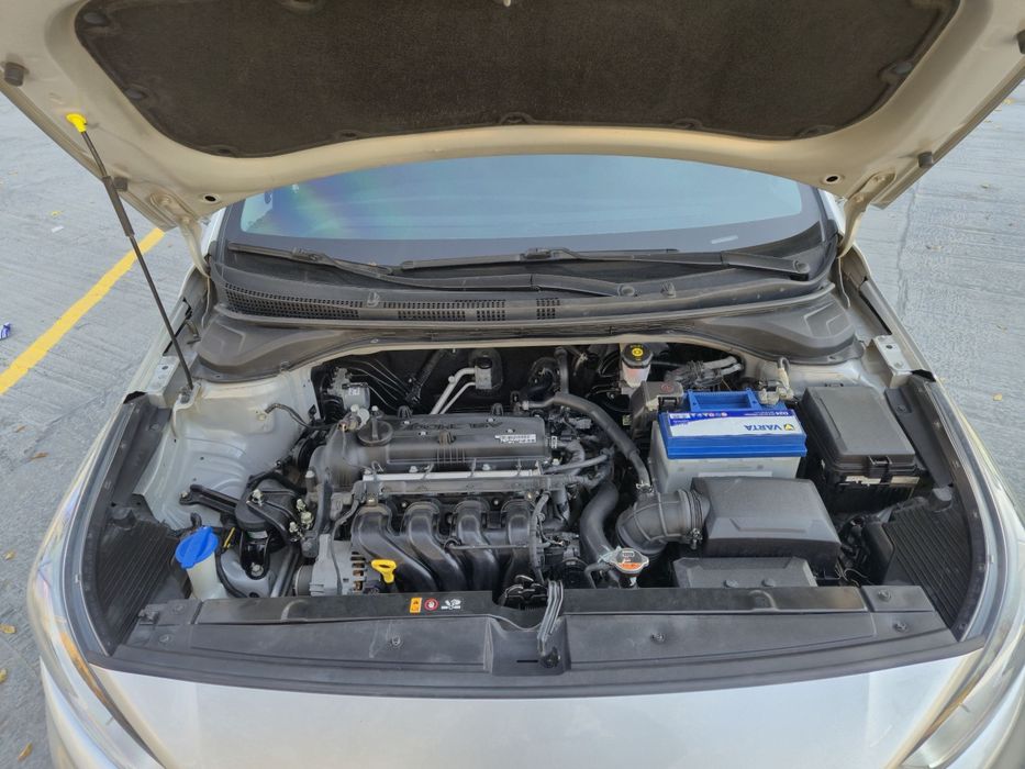 Xyundai Sotiladi Srochno