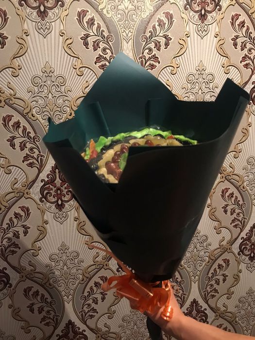 Цветы из сухофруктов