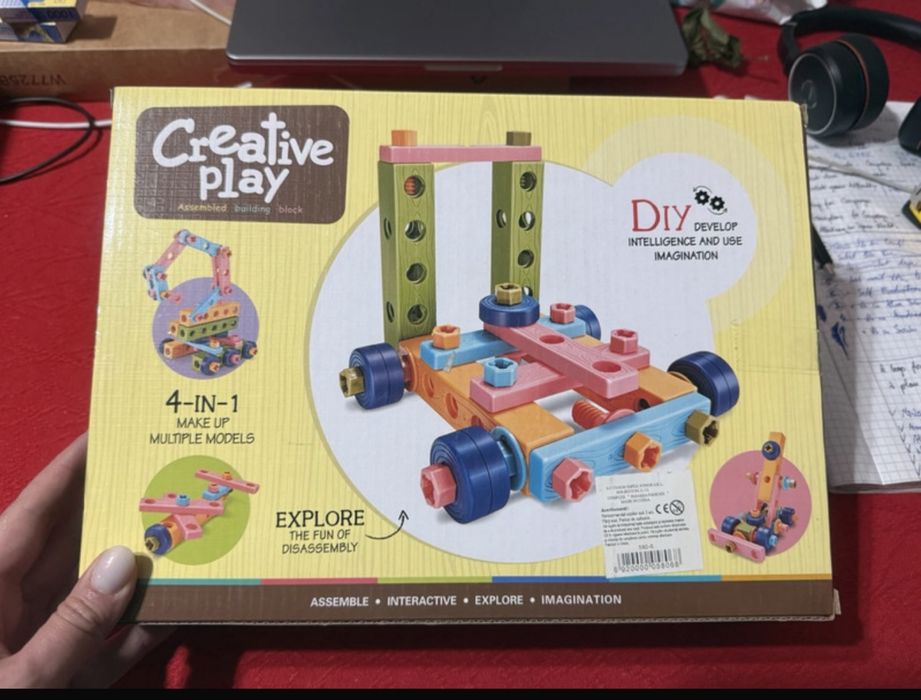 Set de constructie din plastic, nou