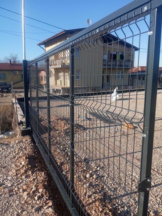 Портал-двукрилен