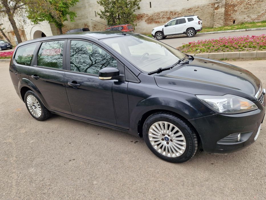 FORD Focus 2010 — imagine 3
