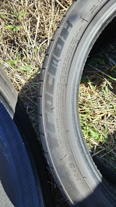 Гуми 255 40 21 тракмакс дот 22