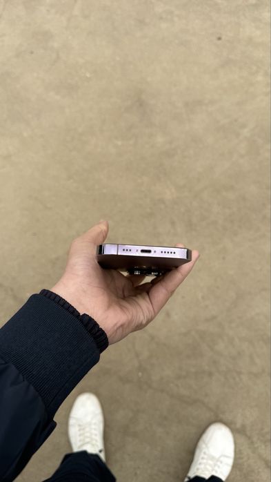 Iphine 14 pro deeb purple