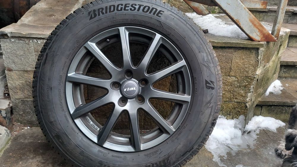 Продавам зимни гуми с джанти за Мерцедес 17