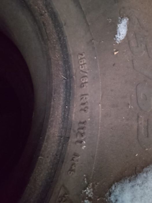 Покрышки комплект 265.65.R17.Продам.