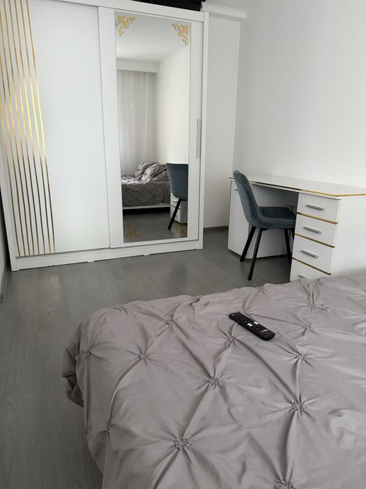 Apartament 2 camere semidecomandat de închiriat