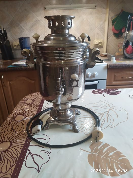 Самовар электрический.