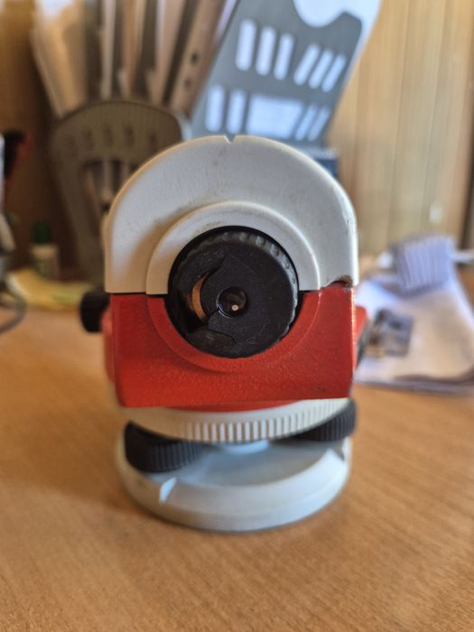 Нивелир leica NA728