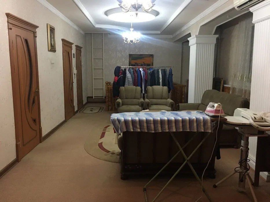 Sotiladi dom 5 соток Мирабад_Институт искуства_Фасад 8м