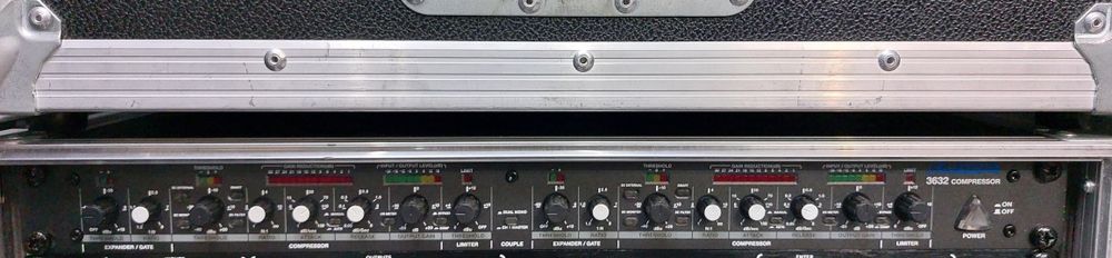 Alesis 3632 Compressor