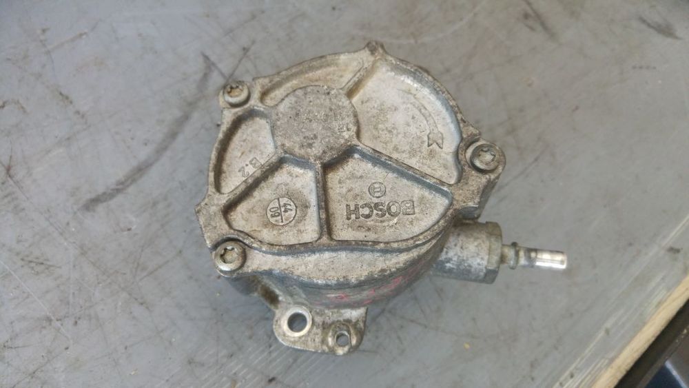 pompa vacuum ford focus 2 1.6 cdti g8db