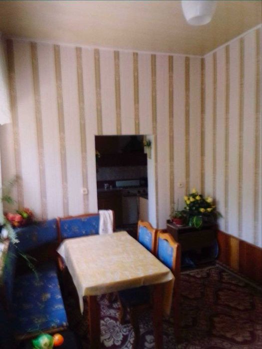 шахар марказида зудлик билан ховли сотувда