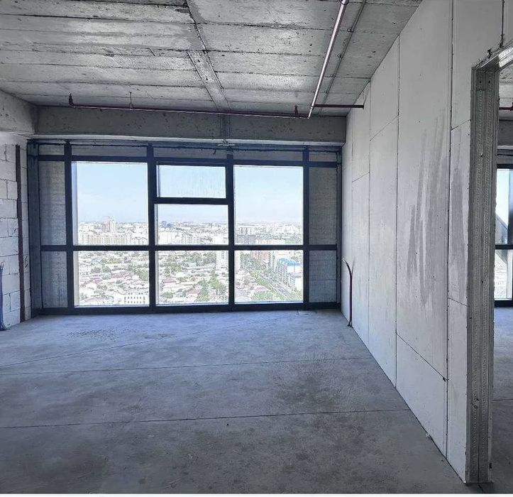 Piramit Tower Kvartira sotiladi