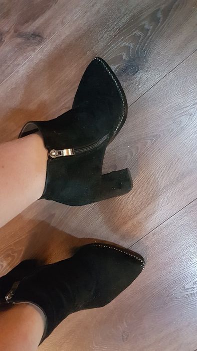 Продам натуральные зимние полусапожки