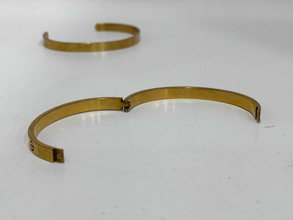 2бр. Дамски Гривни / тип: Златни