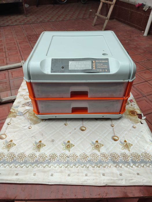 Инкубатор 128доналик