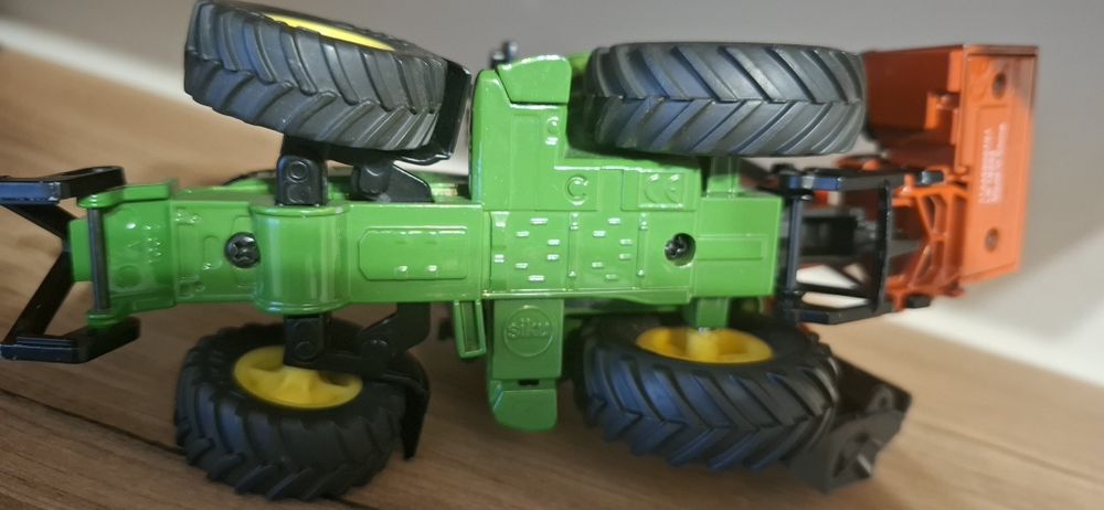 Machetă Tractor Siku