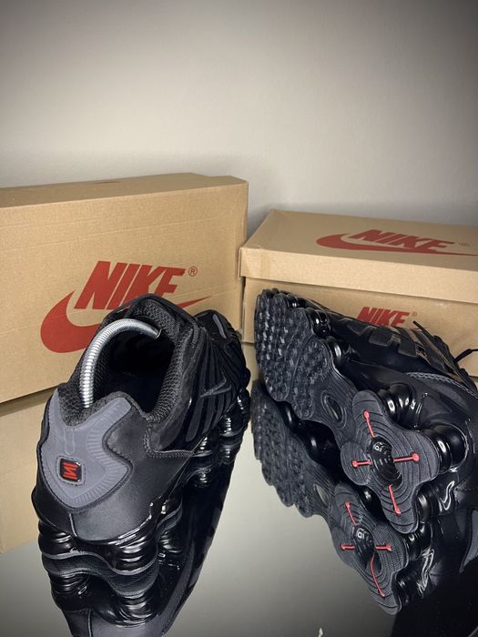 Спортни маратонки Nike Shox