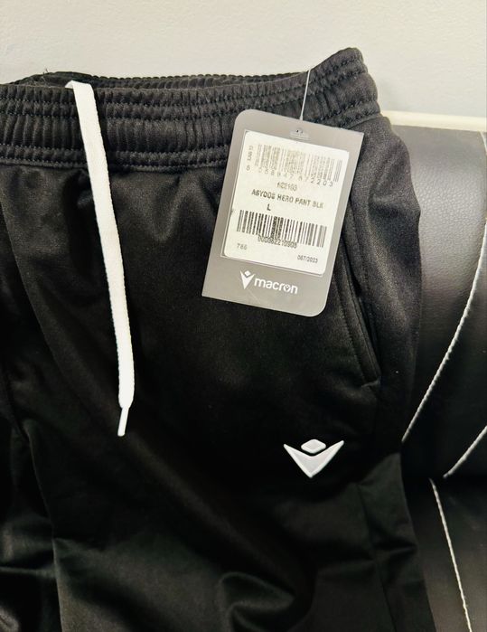 Мъжко тренировъчно долнище Macron  на ЦСКА