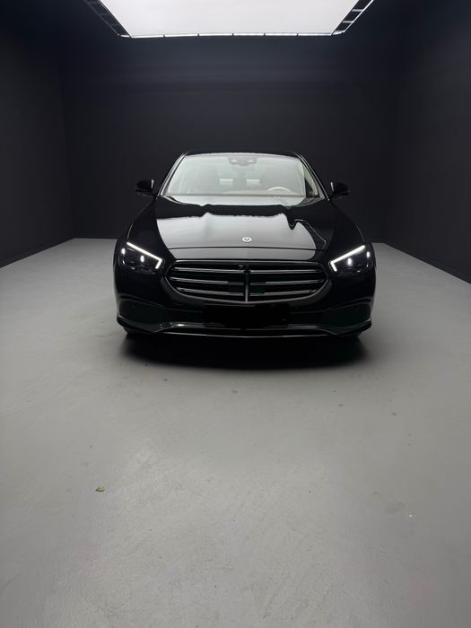 Mercedes E300e 4 Matic ,achizitionat de nou din România,pret cu TVA!!