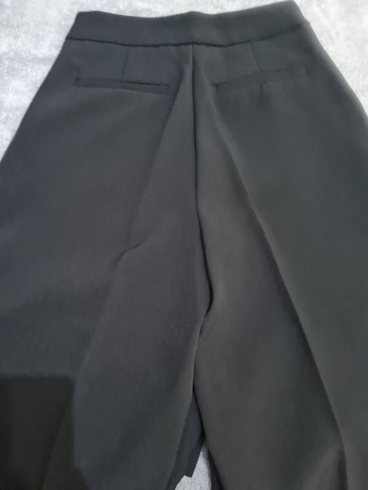 Широк панталон Mohito ,размер32