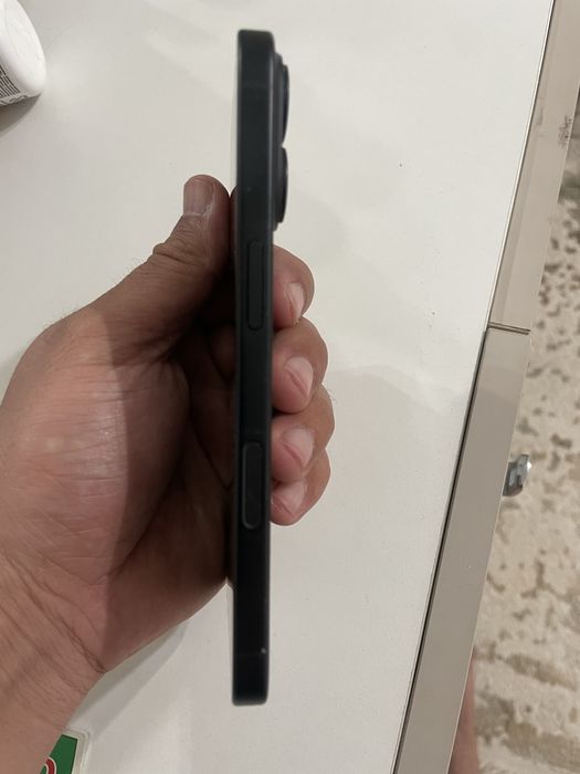 iPhone 16 c гарантией