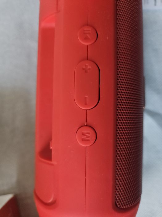 Boxa audio cuvradio si bluetooth
