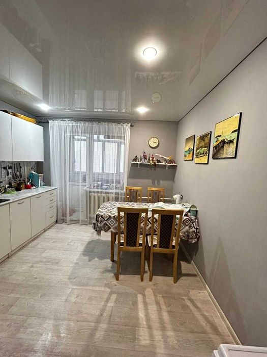 3-комн. квартира, 85.4м²