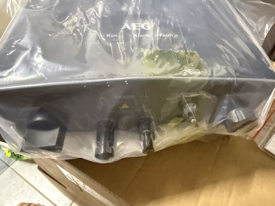 Inverter panouri solare AEG  Sigilat Nou