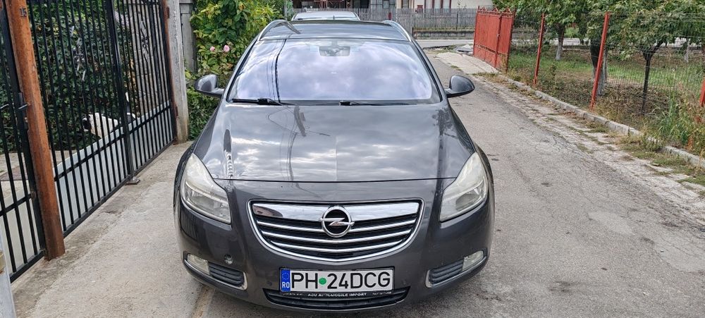 Opel Insignia 2011