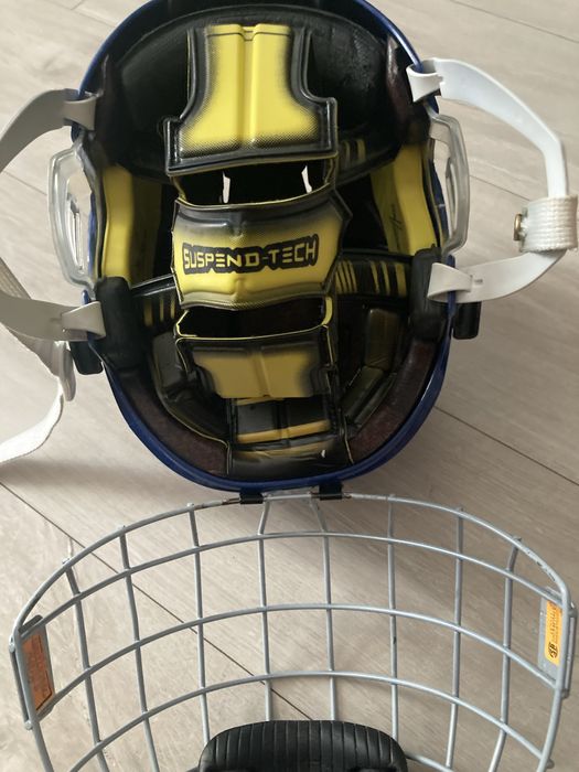 Хоккейный шлем BAUER REAKT