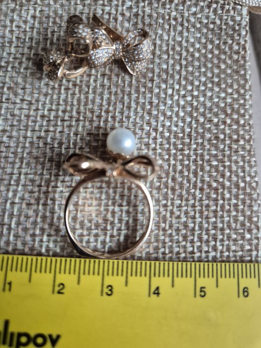 Златен    комплект , нов