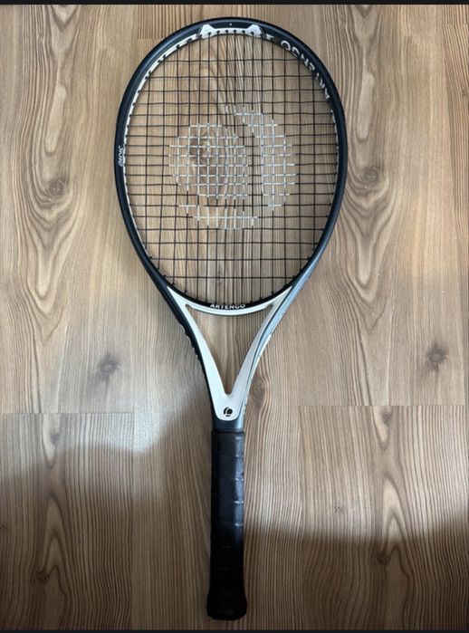 Vand racheta de tenis artengo pentru adulti