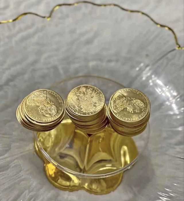 Vand monede placate cu aur de 24k 1/1 cu cele orginale