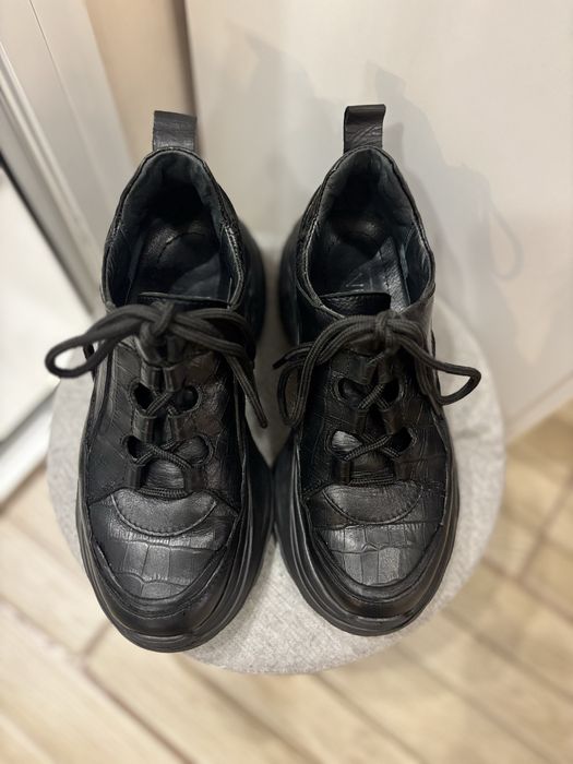 Дизайнерски маратонки NUWE от естествена кожа