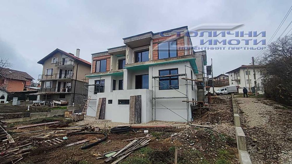 Продава се Къща в с. Гурмазово, Област София-област - 286 кв.м за 1084 €/кв.м - Снимка #2