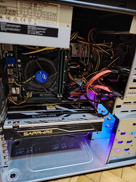 Само за 349 евро ! Геймърски компютър i7 4 ядра 8 нишки SAPPHIRE NITRO
