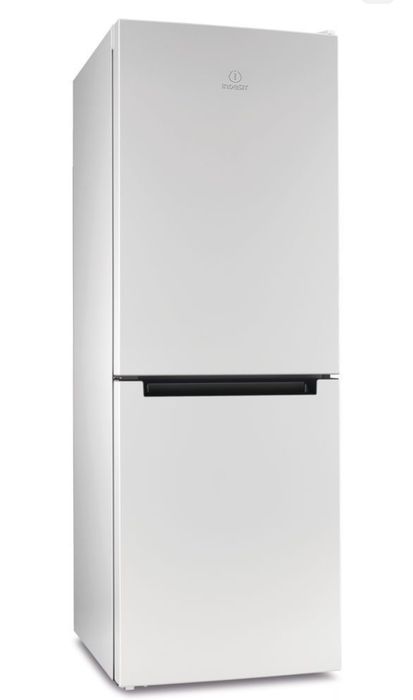 Холодильник Indesit