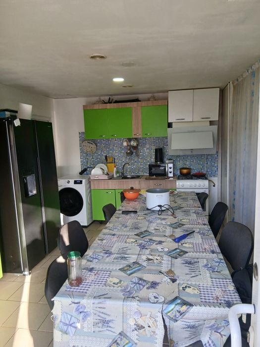 Casa cu etaj cu balcon
