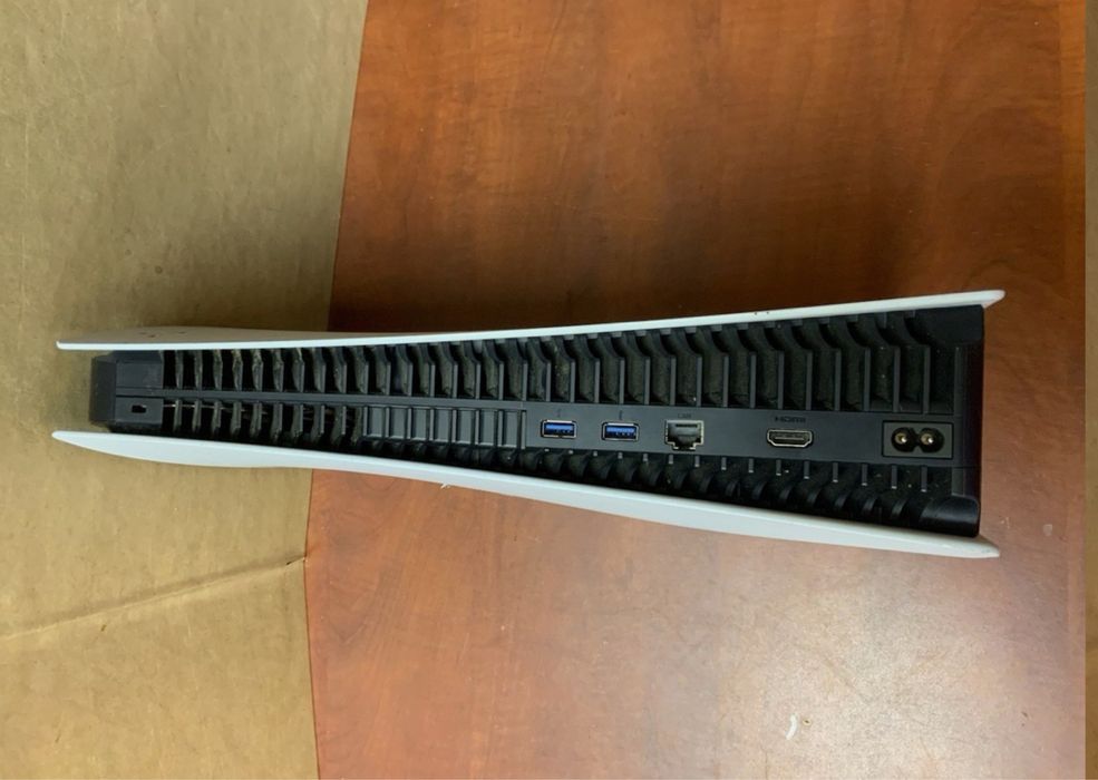 PlayStation 5 825GB Vand Urgent!