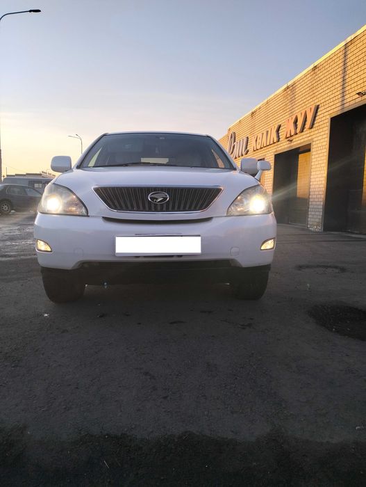 Продам Toyota Harrier