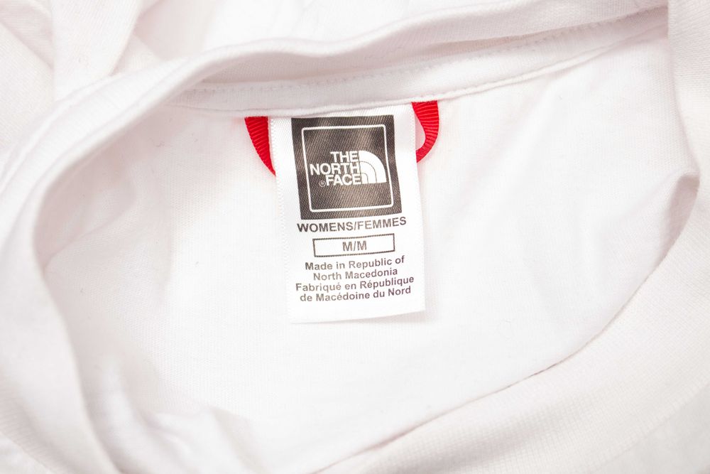 The North Face оригинална дамска тениска бяла дълъг ръкав кроп М