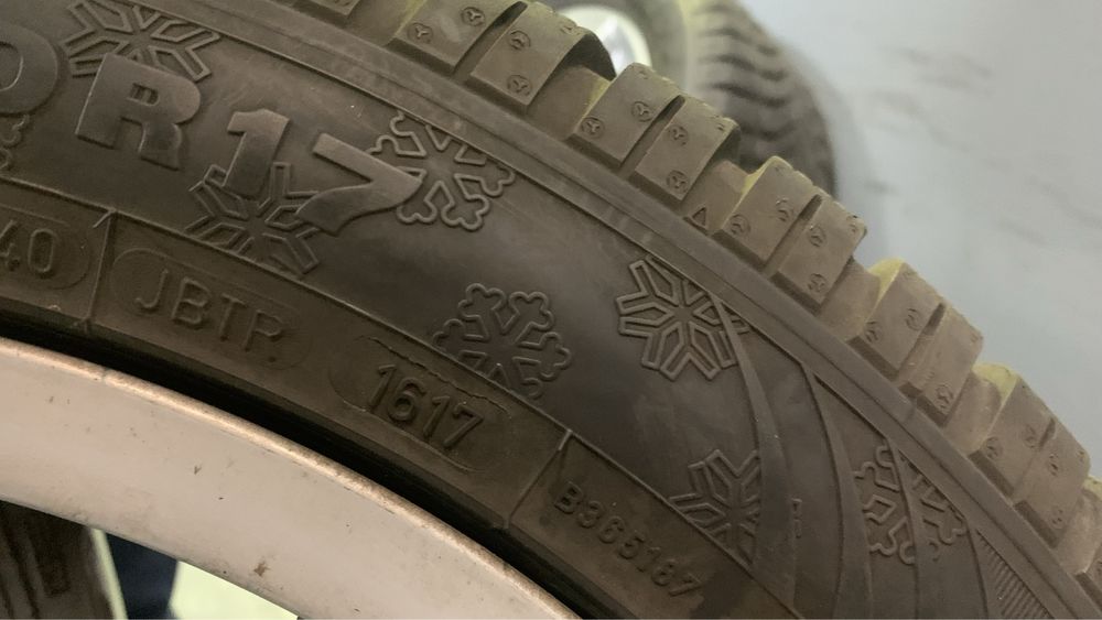 Roti Audi 225/50 R17 iarna Audi A3,A4, A5 , A6