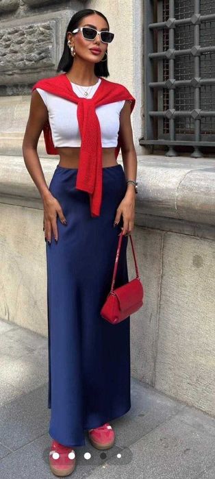 нова сатенена пола